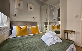 Beautiful And Spacious Flat