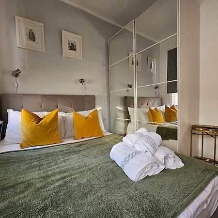 Beautiful And Spacious Flat London Exterior photo