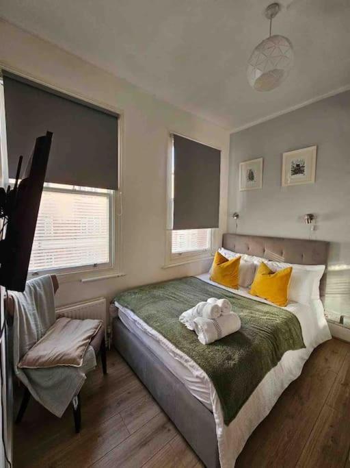 Beautiful And Spacious Flat London Exterior photo