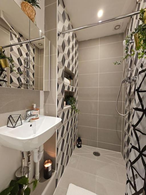 Beautiful And Spacious Flat London Exterior photo