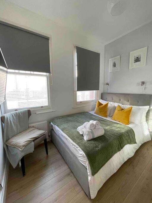 Beautiful And Spacious Flat London Exterior photo