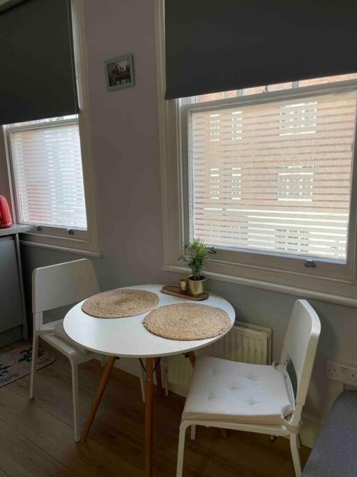Beautiful And Spacious Flat London Exterior photo