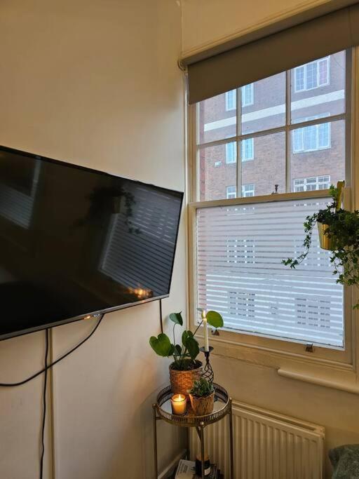 Beautiful And Spacious Flat London Exterior photo